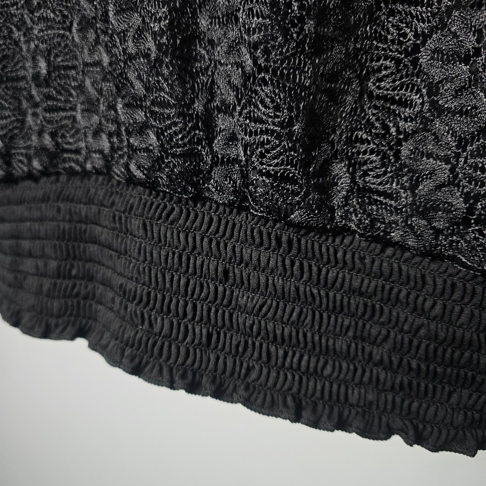 Ultra Teeze Black Lace Overlay Smocked Hem Flutter Sleeve‎ Top 2X Whimsygoth - Picture 3 of 9